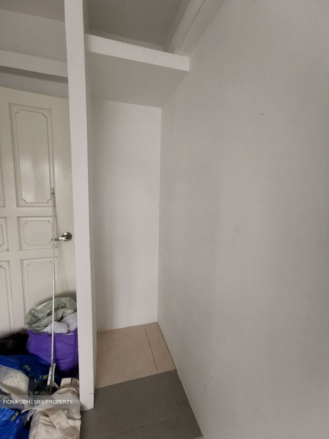 Lucky Plaza (D9), Apartment #557749791
